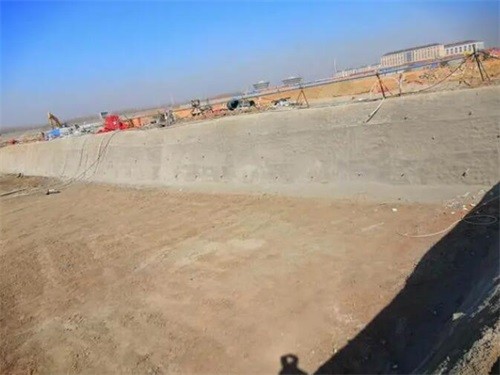 盐湖高铁桩基础建设